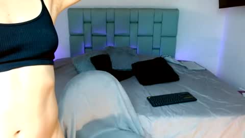 Cailyn Independent model online show from June 2026 11:09:01 PM
