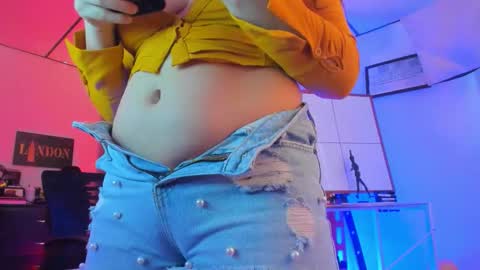 Snapshot of caitlingomez0 chatting on October 2025 02:10:01 PM caitlingomez0 online show from October 2025 02:10:01 PM