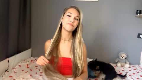 Kate online show from October 2025 08:37:02 AM