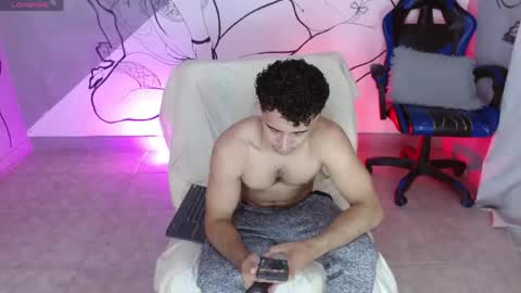 caius online show from May 2026 12:34:01 PM
