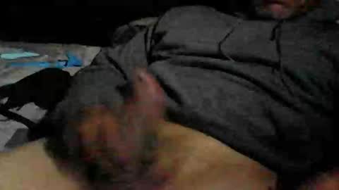 Snapshot of calisguitar chatting on December 2024 10:05:02 AM Calisguitar online show from December 2024 10:05:02 AM