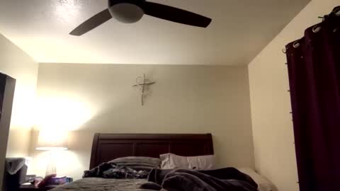 calishop1 online show from December 2024 12:37:01 AM