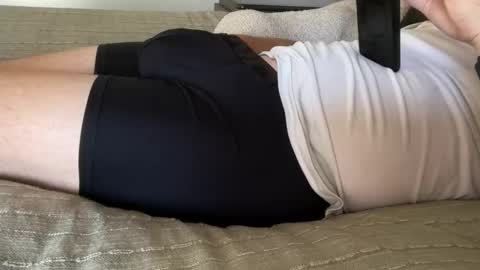 Snapshot of calistraight chatting on April 2026 09:15:02 PM CaliStraight online show from April 2026 09:15:02 PM