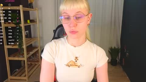 Good girl Ann online show from April 2026 03:15:02 PM