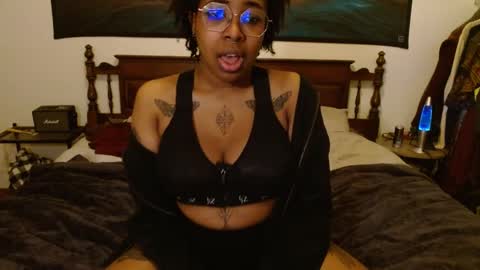 Snapshot of call_me_hedone chatting on January 2025 01:19:01 AM Hedone online show from January 2025 01:19:01 AM