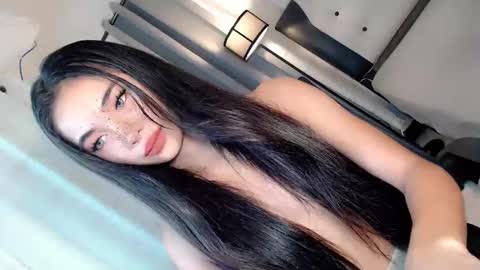 call_me_nina online show from June 2026 01:18:01 AM