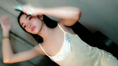 Snapshot of call_me_nina chatting on June 2026 12:14:01 PM call_me_nina online show from June 2026 12:14:01 PM