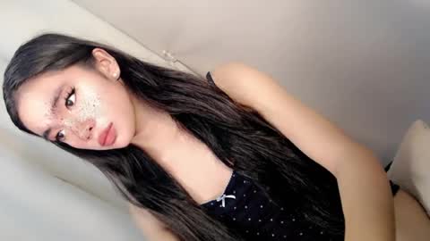 Snapshot of call_me_nina chatting on July 2026 11:40:02 PM call_me_nina online show from July 2026 11:40:02 PM