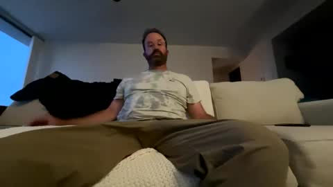Snapshot of callesalada2 chatting on May 2026 11:04:01 AM Whitest Boy Alive online show from May 2026 11:04:01 AM
