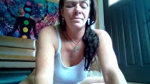 Calli online show from May 2026 06:59:01 PM