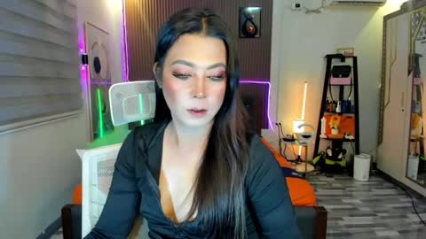 Snapshot of callme_ivyaguas chatting on June 2026 02:49:02 PM IVY online show from June 2026 02:49:02 PM