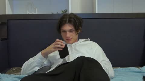 Calvin online show from January 2025 07:45:02 PM