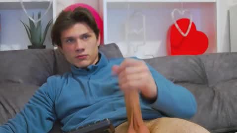 Calvin online show from February 2025 08:05:01 PM