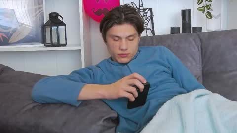 Calvin online show from February 2025 06:49:02 AM