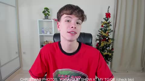 Hey I am Calvin  online show from December 2024 07:02:02 PM