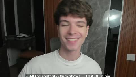 Hey I am Calvin  online show from May 2026 05:12:02 PM