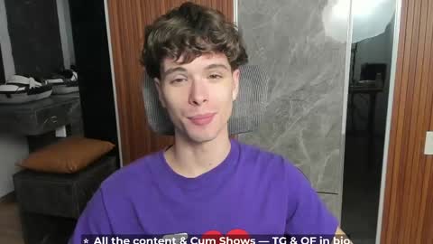 Hey I am Calvin  online show from June 2026 05:18:01 PM