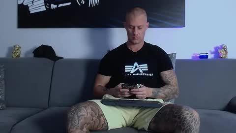 Calvin  online show from January 2025 11:11:01 PM