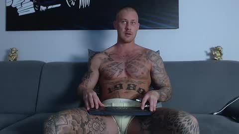 Calvin  online show from February 2025 05:24:02 PM