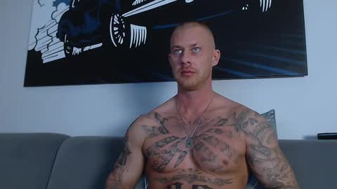 Calvin  online show from February 2025 09:52:01 PM