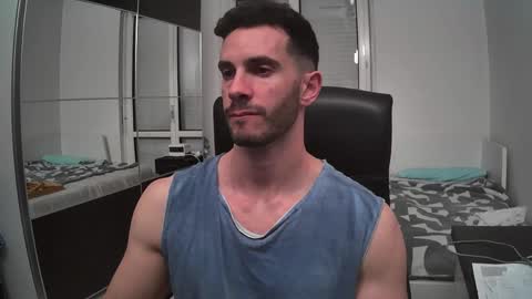 cambooyy online show from April 2026 09:42:01 PM