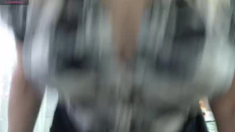 CamDiva1 online show from November 2025 10:12:02 AM