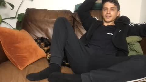 CamDoAttitude online show from November 2025 10:32:02 PM