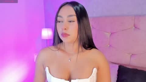 Snapshot of cameliaa_smiith chatting on May 2026 03:11:02 AM Camelia Smith online show from May 2026 03:11:02 AM