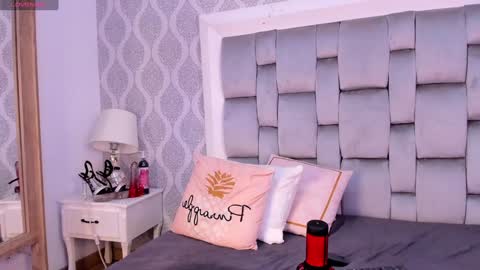 Cameron  online show from December 2024 10:02:02 PM