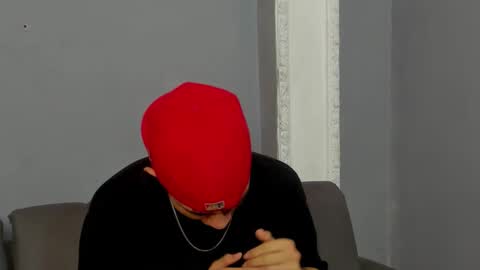 Snapshot of cameron_lux4 chatting on November 2025 12:42:02 PM CAMERON online show from November 2025 12:42:02 PM