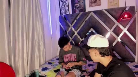 Snapshot of cameron_lux4 chatting on December 2025 12:21:01 PM CAMERON online show from December 2025 12:21:01 PM