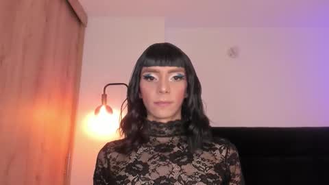 Cameron online show from November 2025 07:37:02 PM