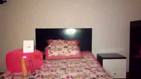 Mara Catalina Romero Ordez online show from October 2025 06:19:02 AM