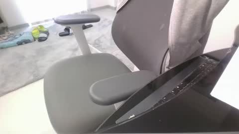 Snapshot of camfun_27 chatting on January 2026 10:10:02 AM camfun_27 online show from January 2026 10:10:02 AM