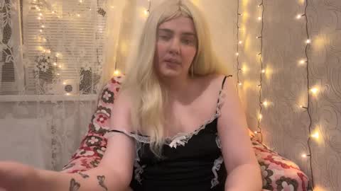 Marta online show from January 2025 05:59:02 PM