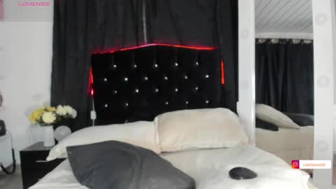 Snapshot of cami_cruzz chatting on October 2025 09:03:02 PM Camila cruz online show from October 2025 09:03:02 PM