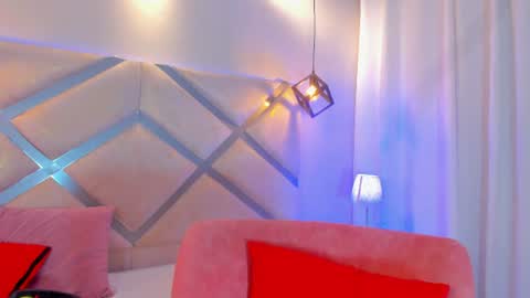 Snapshot of cami_rouxx chatting on July 2026 09:35:02 PM cami_rouxx online show from July 2026 09:35:02 PM