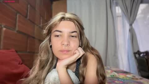 camii19y online show from December 2025 10:06:02 PM