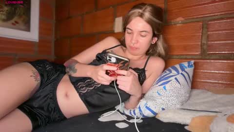 camii19y online show from February 2026 02:48:01 AM