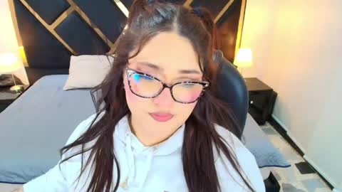 Camila Osorio online show from April 2026 07:20:02 PM