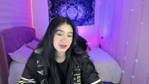 Snapshot of camiilaatorres chatting on October 2025 06:19:02 PM camila online show from October 2025 06:19:02 PM