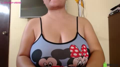 Camila  online show from March 2025 03:12:02 PM