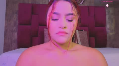 Snapshot of camila__bouzas chatting on March 2026 11:27:02 AM camila__bouzas online show from March 2026 11:27:02 AM