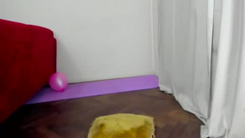 Cami online show from December 2024 04:56:01 AM