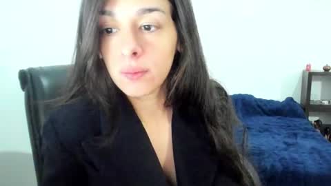 Cami online show from June 2026 07:23:01 PM