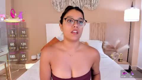camila_bustamante_ online show from July 2026 04:11:02 PM