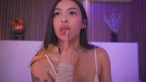 Camila online show from May 2026 03:59:02 AM