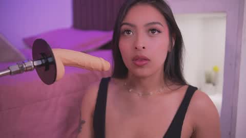 Camila online show from June 2026 03:30:01 AM