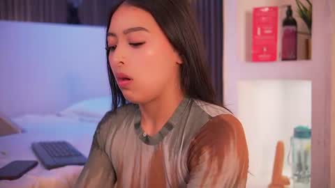 Camila online show from July 2026 02:49:02 AM
