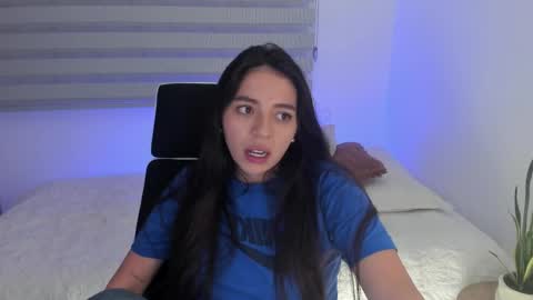  C A M I  online show from May 2026 10:05:01 PM